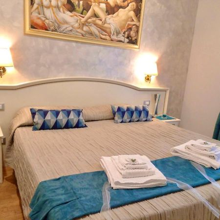 Domus Via Veneto Bed & Breakfast Roma Ngoại thất bức ảnh