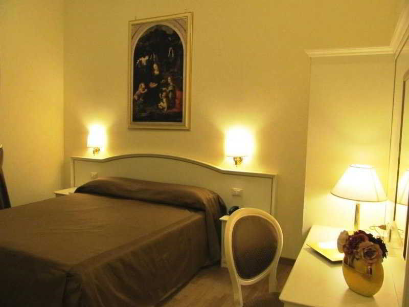 Domus Via Veneto Bed & Breakfast Roma Ngoại thất bức ảnh