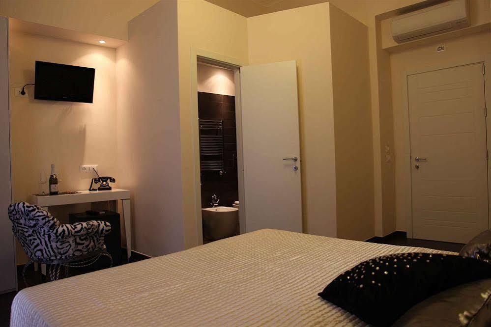 Domus Via Veneto Bed & Breakfast Roma Ngoại thất bức ảnh