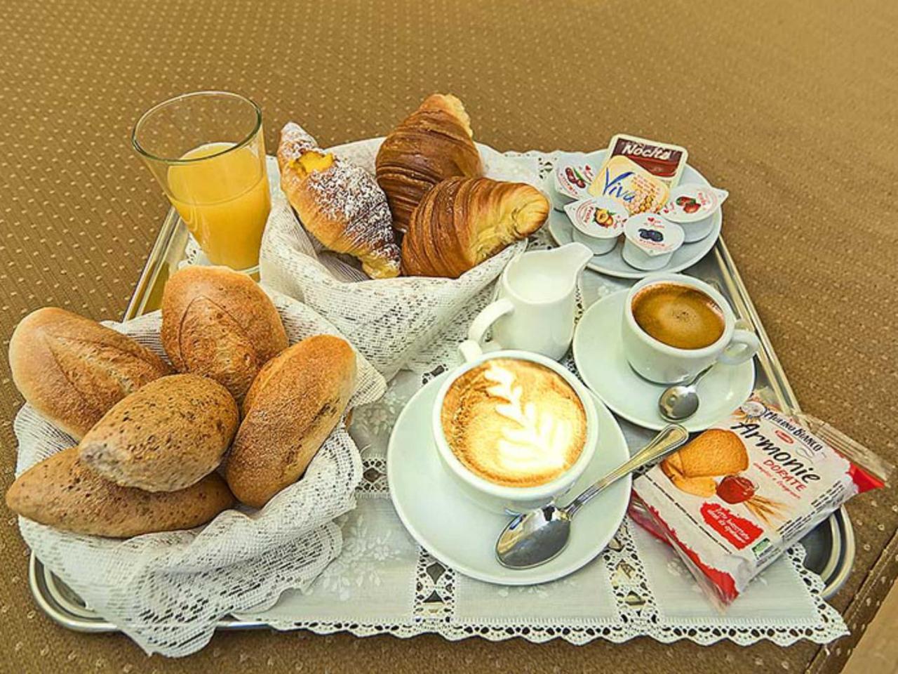Domus Via Veneto Bed & Breakfast Roma Ngoại thất bức ảnh